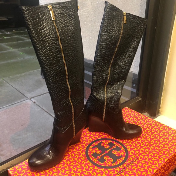 Tory Burch Shoes - Tory Burch Dabney Figueira leather boots